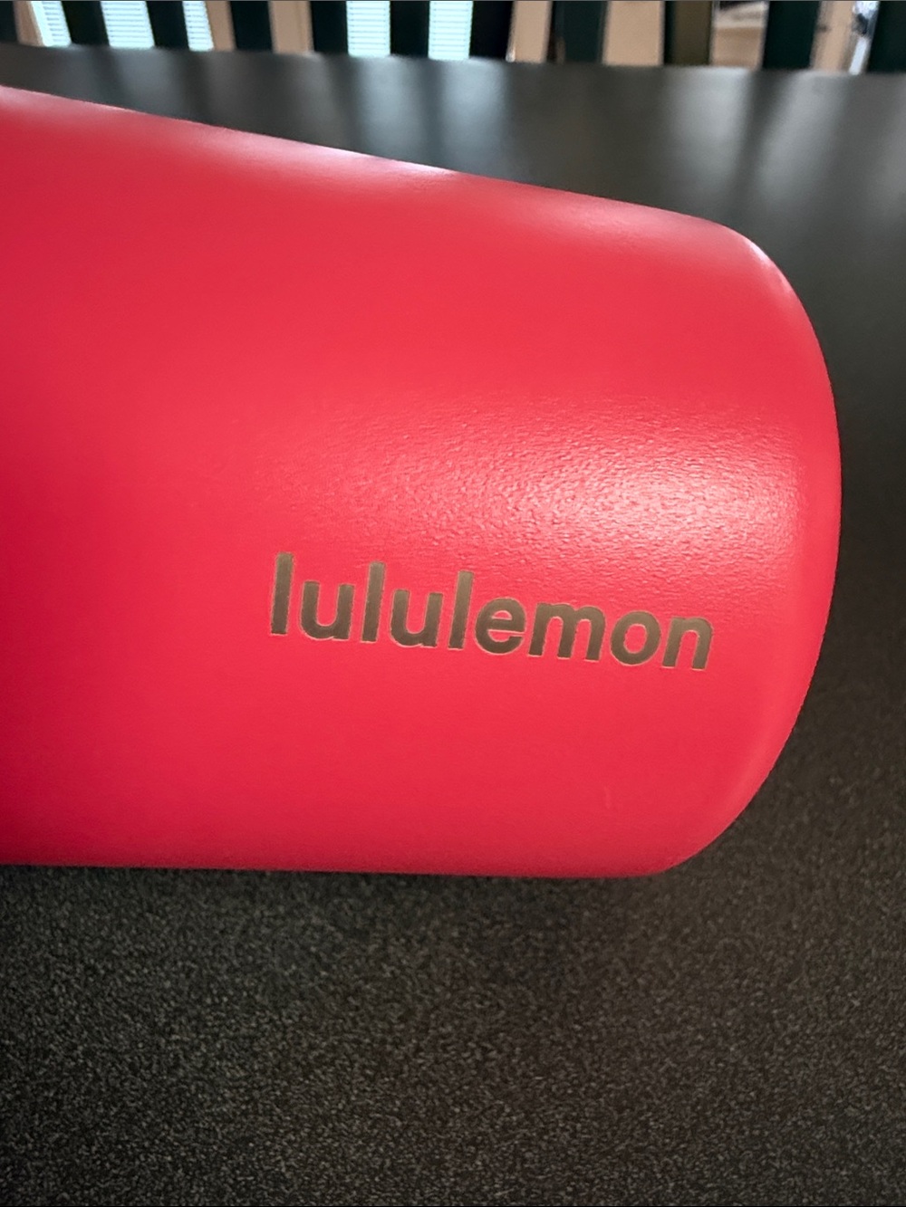 lululemon athletica Insulated Bottle in Vibrant Pink - Picture 2 of 5